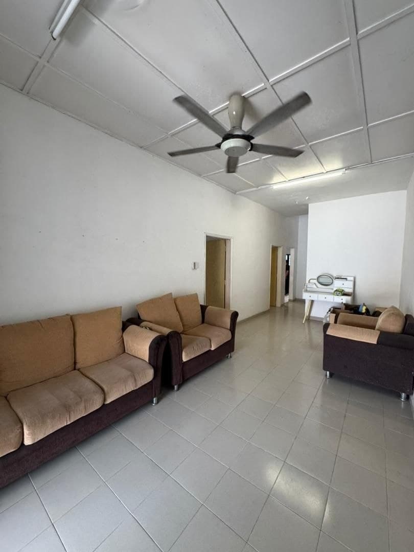 Jalan Indah 4 @ Bukit Indah — 1-storey Terraced House in Bukit Indah