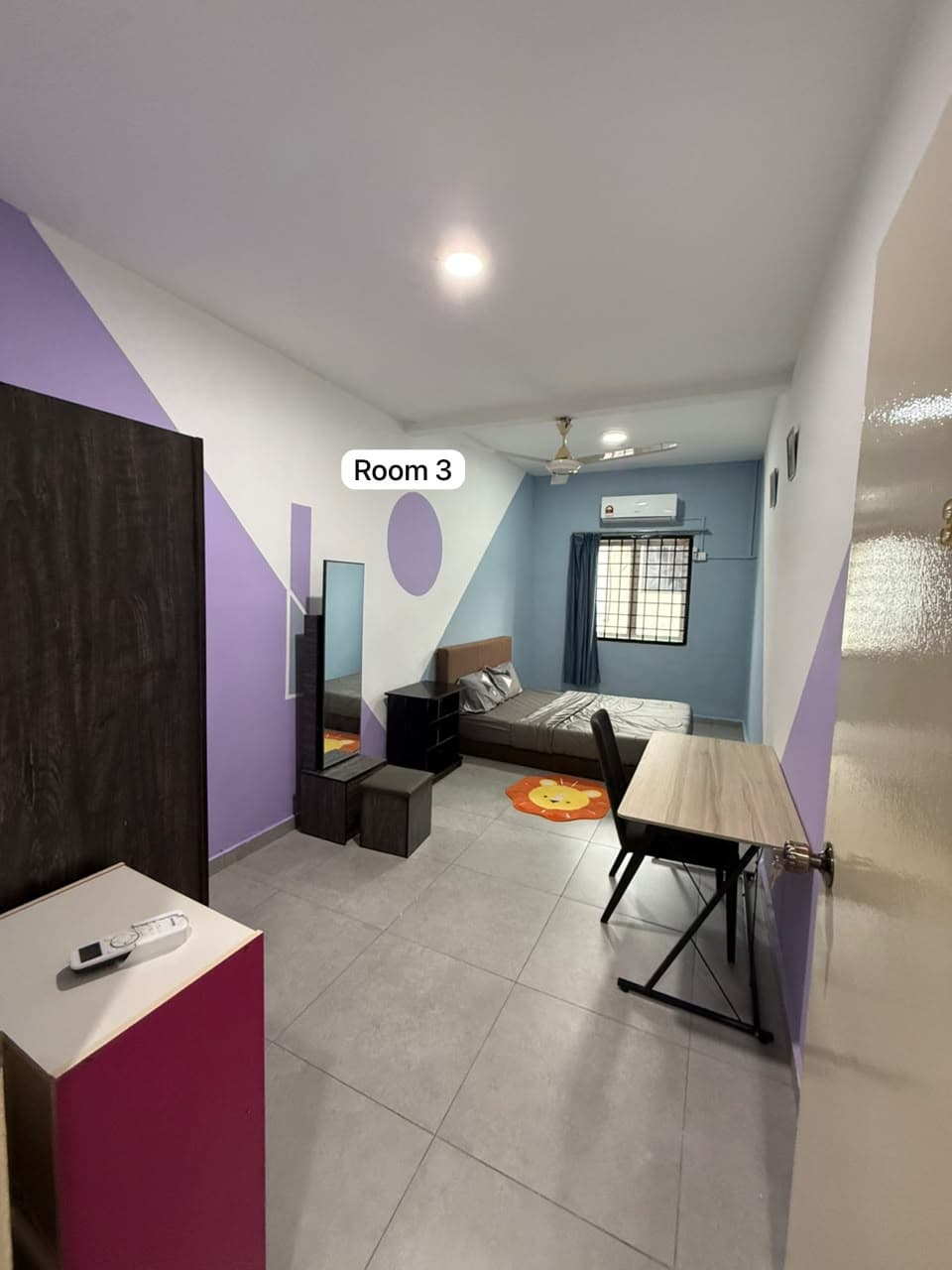 Jalan Indah 1/4, Room For Rent — Studio in Bukit Indah