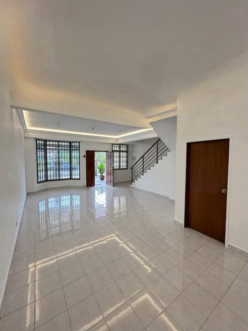 Jalan Bestari, Taman Nusa Bestari — Terrace House in Skudai