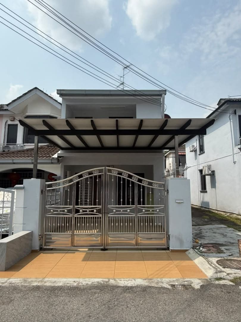 Jalan Putra 5, Taman Tan Sri Yaacob — Terrace House in Skudai