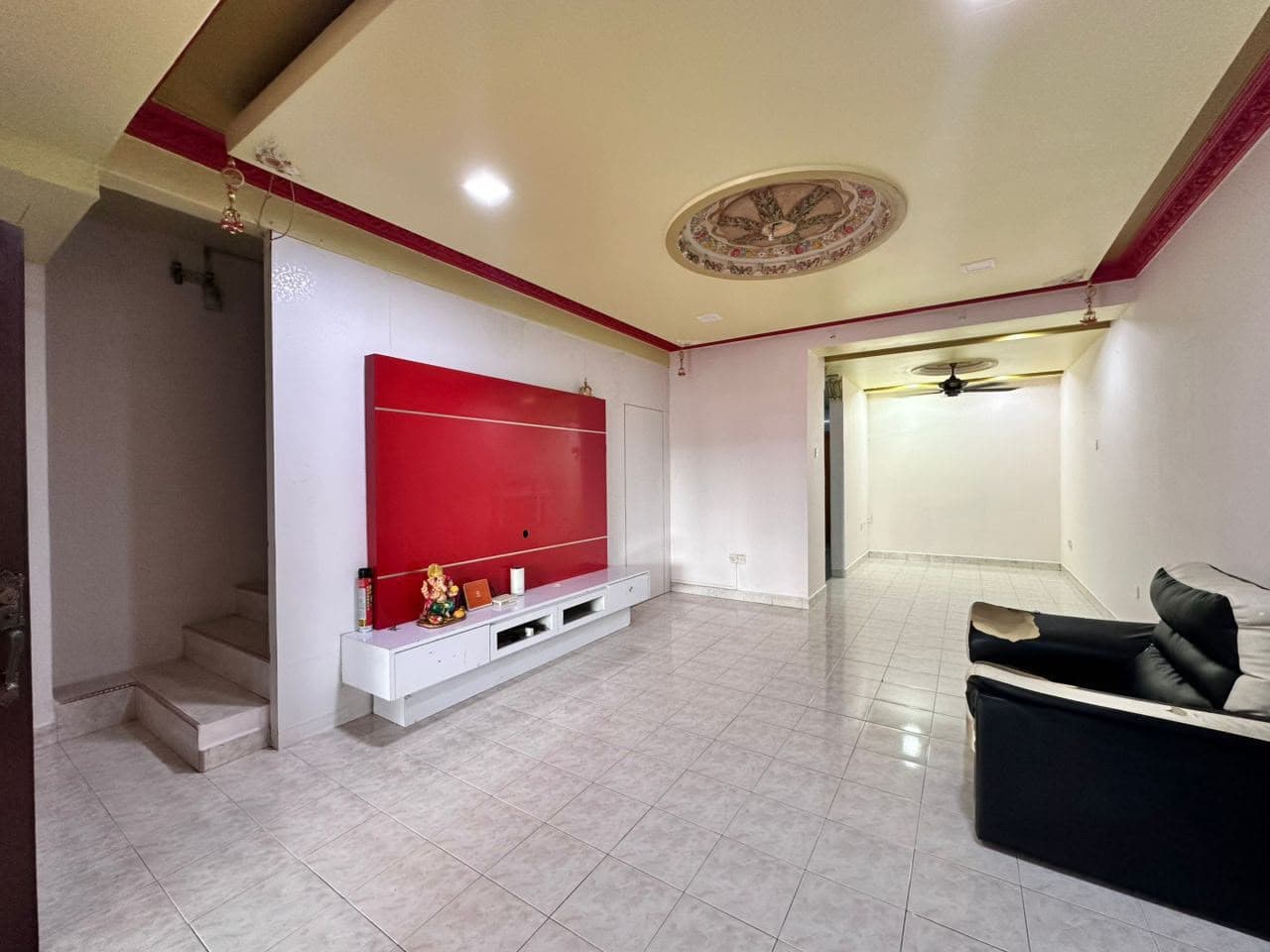 Jalan Jasa Mutiara Rini — Terrace House in Mutiara Rini